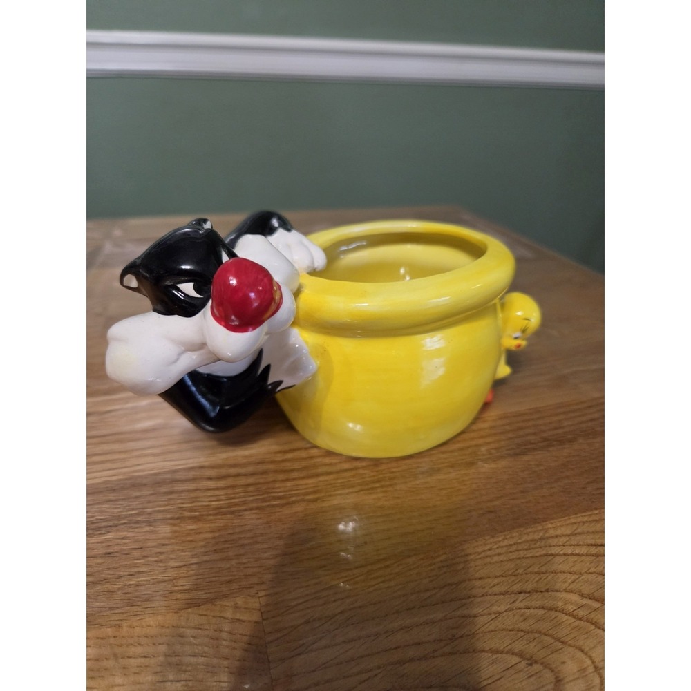 Vintage Sylvester And Tweety Bird Porcelain Planter Warner Bros. Looney Tunes